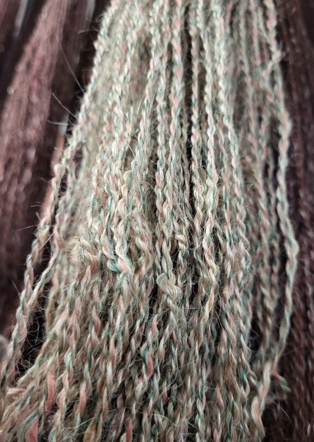 Justice Blend – Suri Llama Merino Worsted Yarn