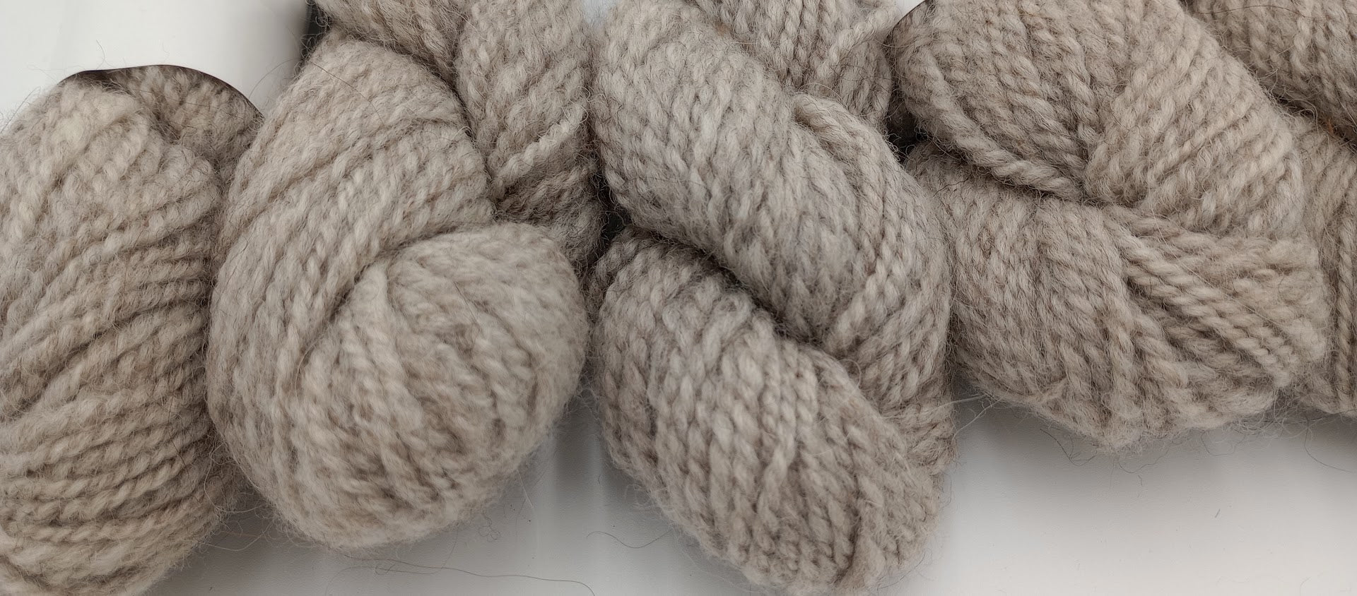 Silverbelle — Hand-Spun Romney Shetland Wool Aran Yarn