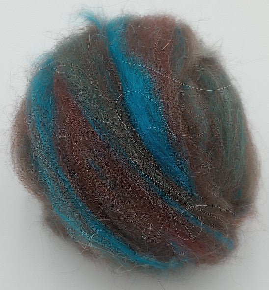 DDH's Vallero's Valley Girl — 75% Llama, 15% Merino, 10% Bamboo Roving