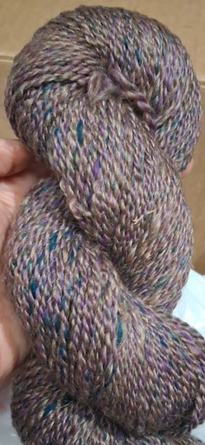 DDH's Willo – 62% Llama, 29% Merino, 9% Bamboo Aran Weight Yarn – Fehrenbach Fibers