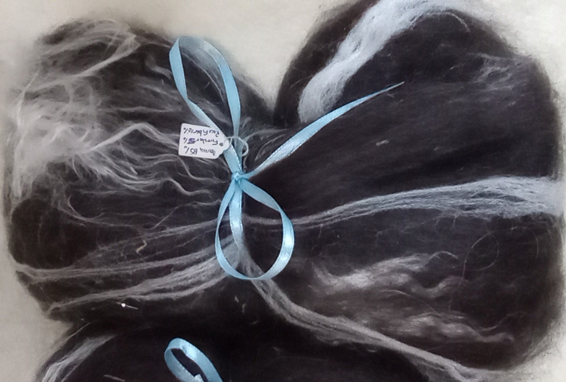 Yin Yang – Llama Rose Fiber Firestar Batt
